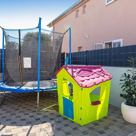 Family Friendly House With A Swimming Pool - Zadar - 17965 Sukošan