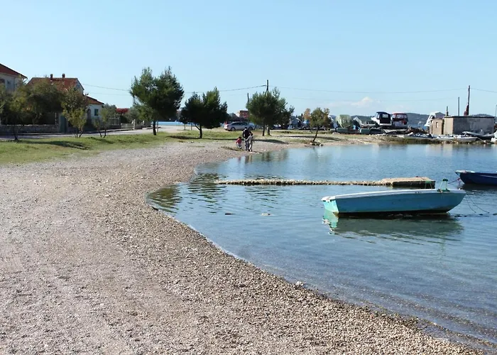 Дом отдыха Family Friendly House With A Swimming Pool Sukosan, Zadar - 17965