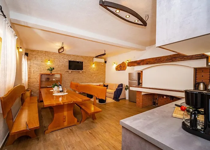 Family Friendly House With A Swimming Pool Sukosan, Zadar - 17965